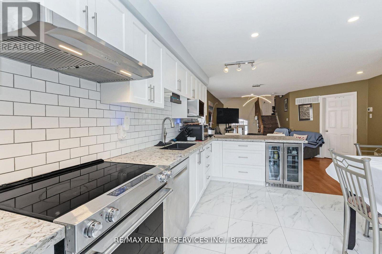 50 SUNNY GLEN CRESCENT - 20