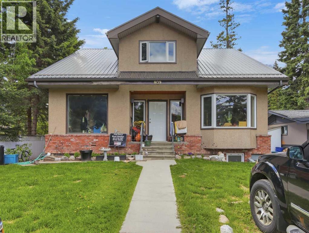 809 13 Street - 1