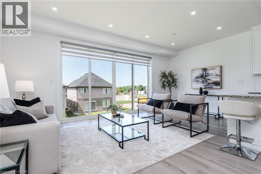 508 NATHALIE Crescent - 16