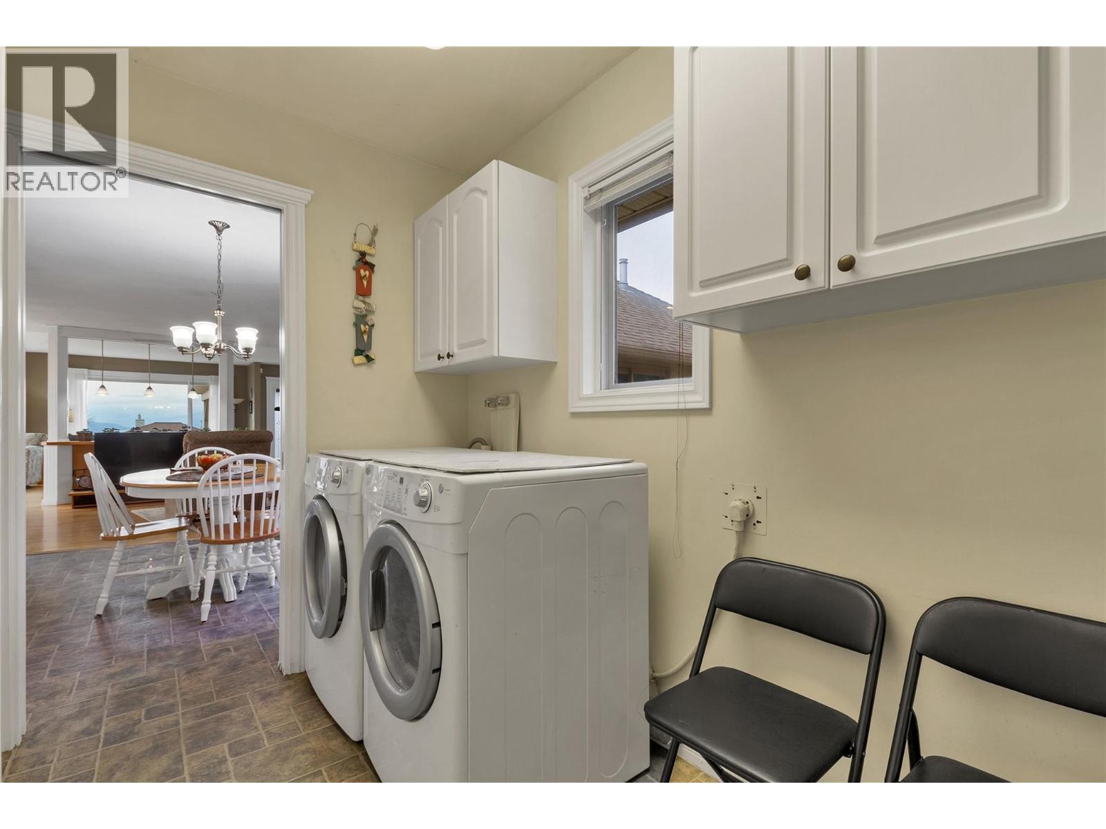 7020 Lakeridge Drive - 24