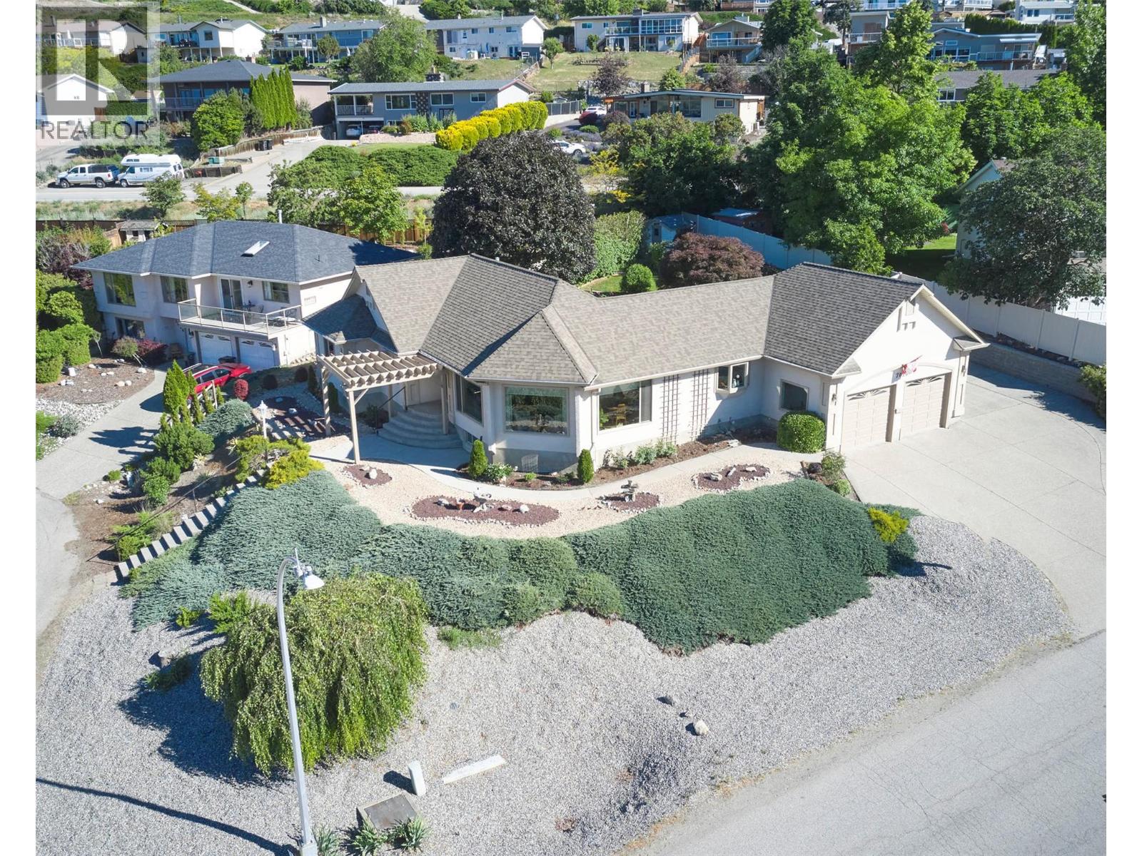 7020 Lakeridge Drive - 73