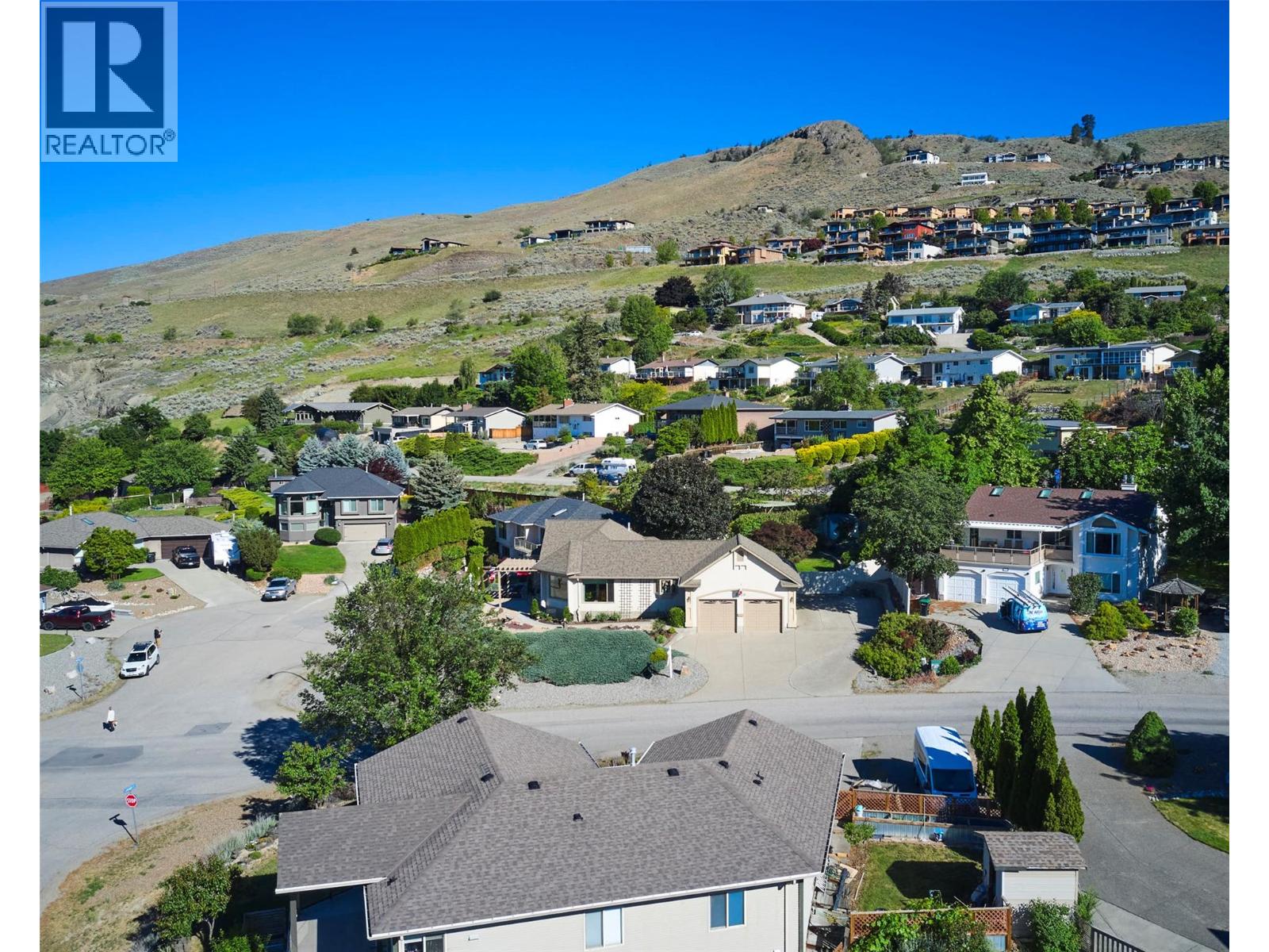7020 Lakeridge Drive - 75