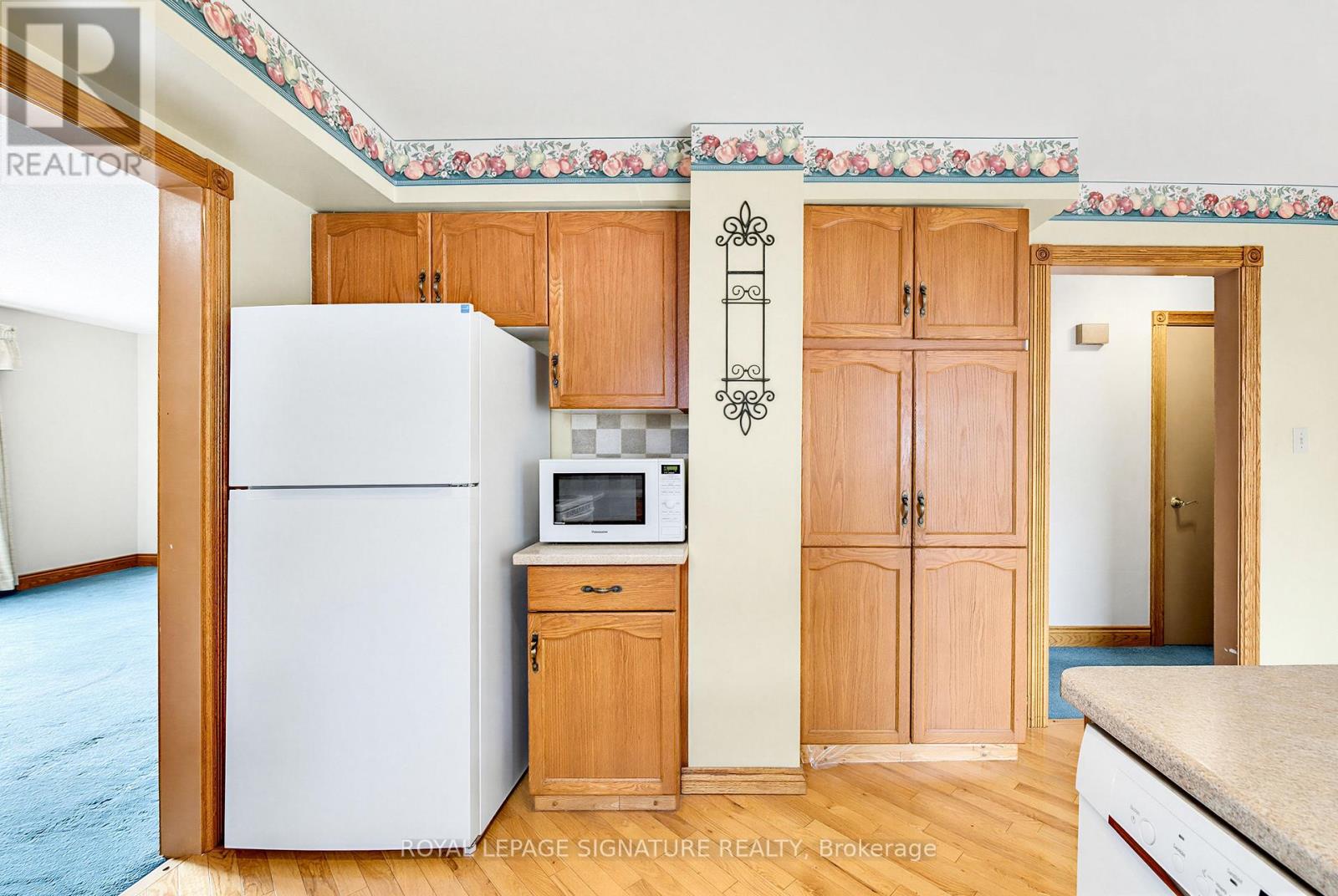 20 MCFEETERS CRESCENT - 16