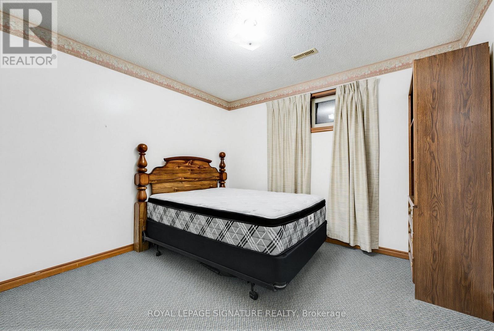 20 MCFEETERS CRESCENT - 30