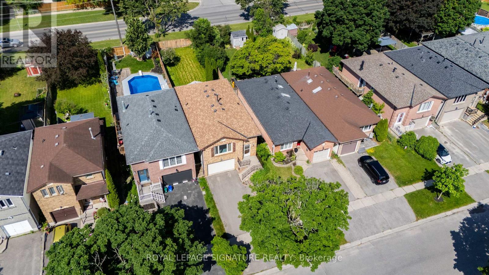 20 MCFEETERS CRESCENT - 42