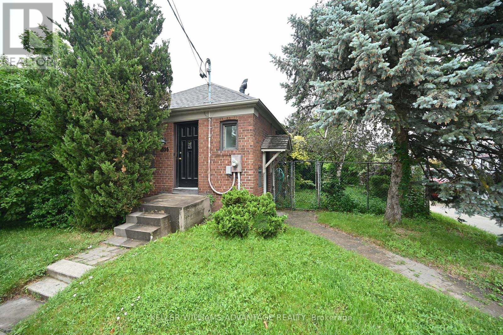 Convenient East York location