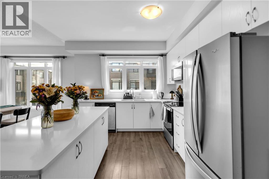 #1118 585 COLBORNE Street - 22