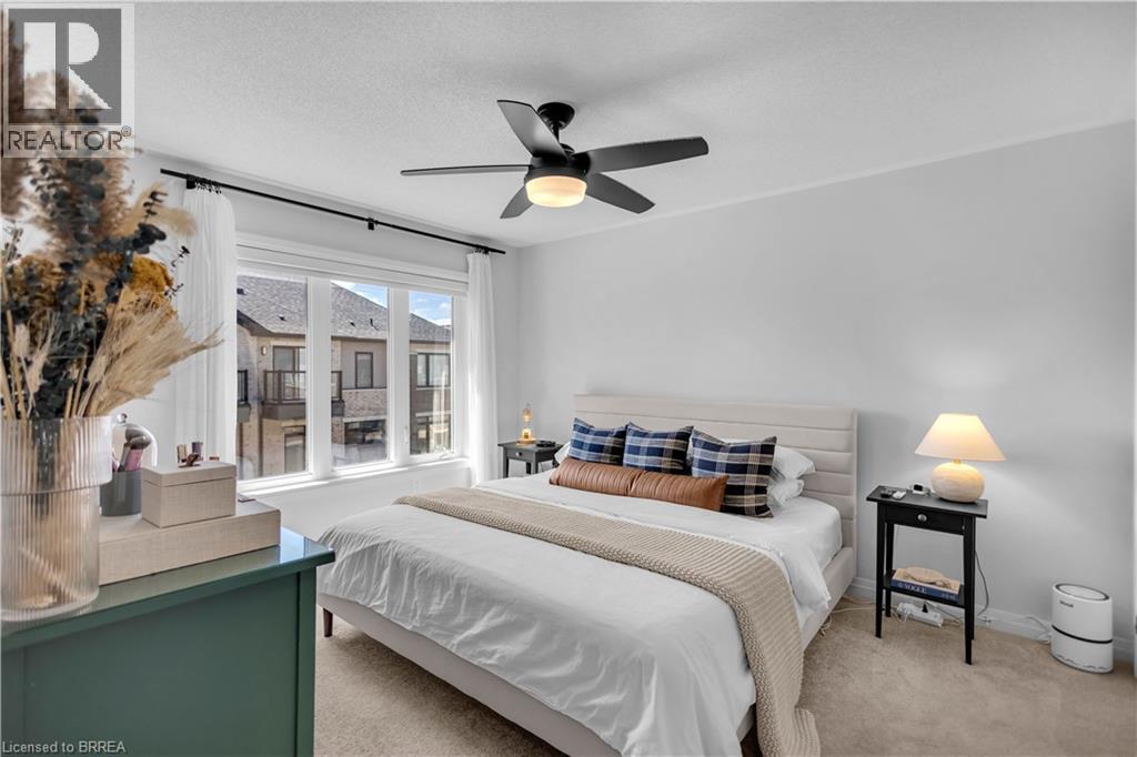 #1118 585 COLBORNE Street - 25