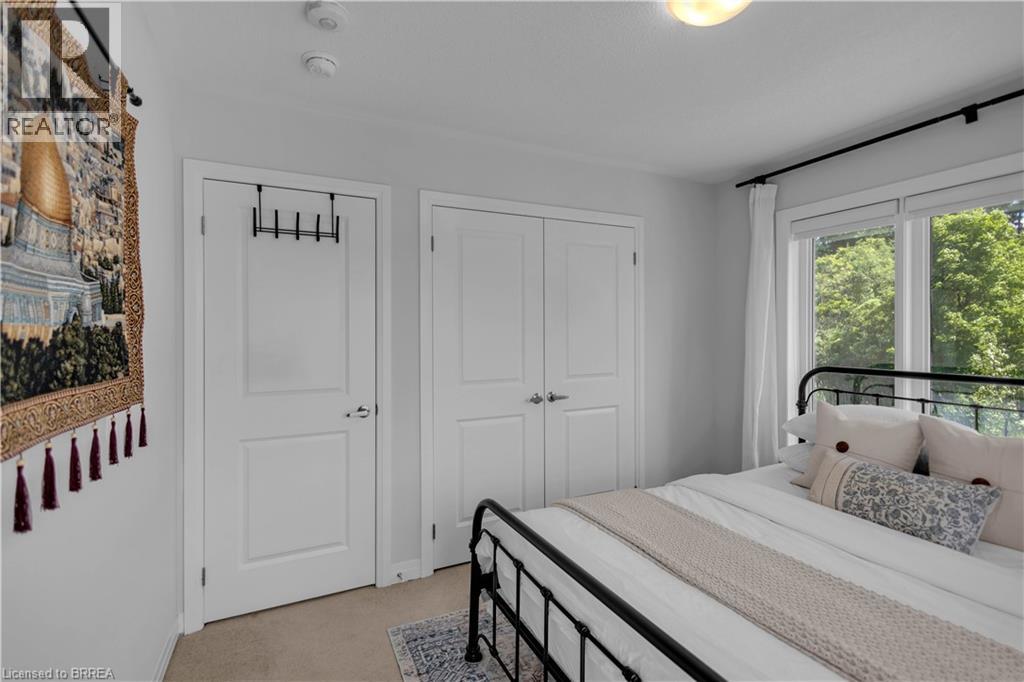 #1118 585 COLBORNE Street - 32