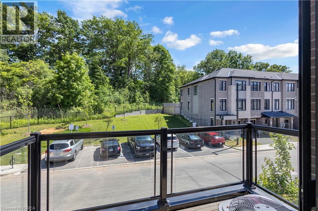 #1118 585 COLBORNE Street - 37