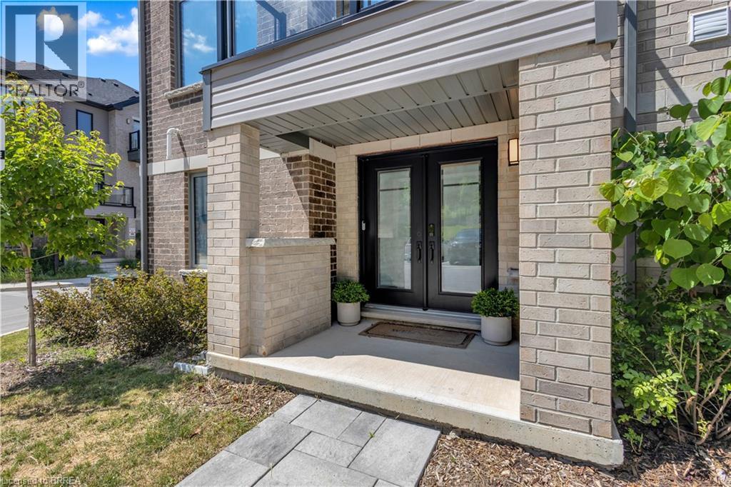 #1118 585 COLBORNE Street - 5
