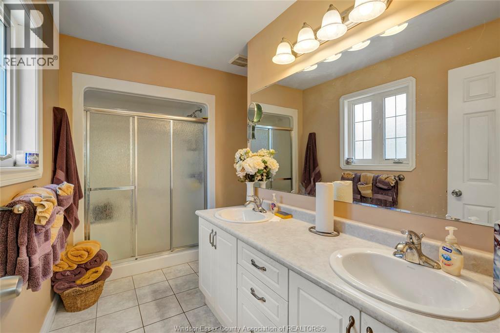 58 QUEEN'S HILL - 17