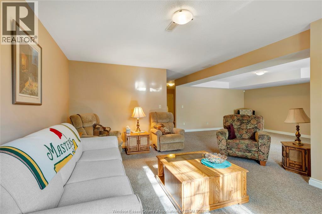 58 QUEEN'S HILL - 25