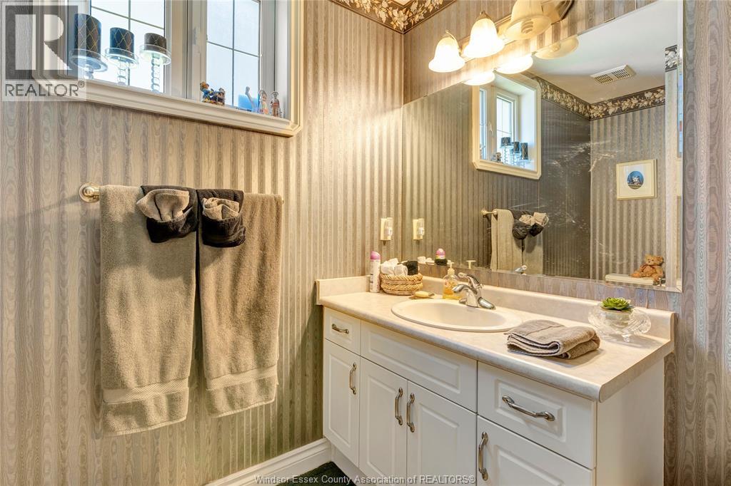 58 QUEEN'S HILL - 27