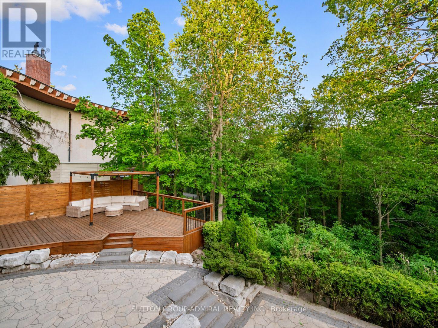 35 WENTWORTH AVENUE - 4