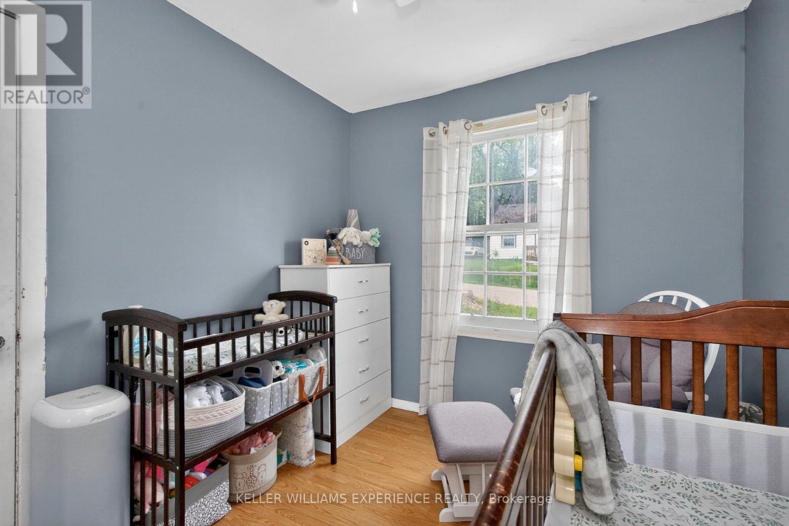 10 ARGYLE AVENUE - 13