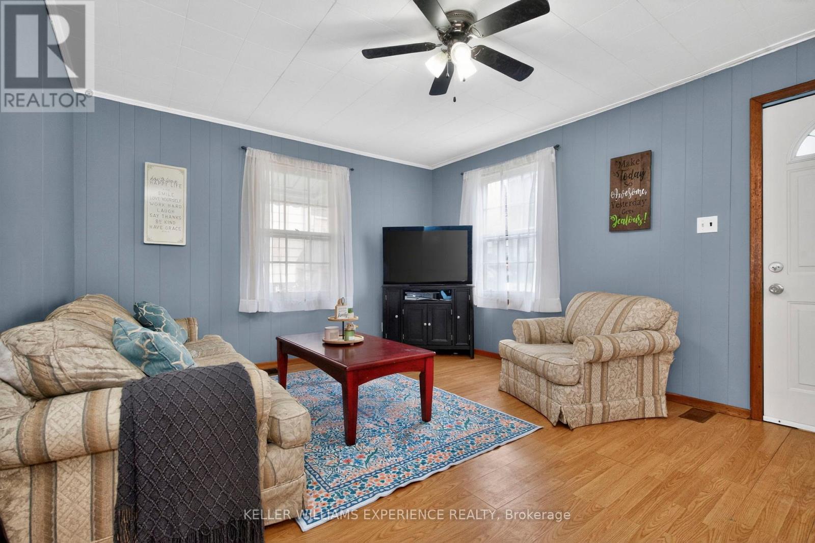10 ARGYLE AVENUE - 4