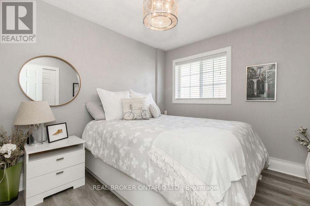 48 JOHN STREET - 21