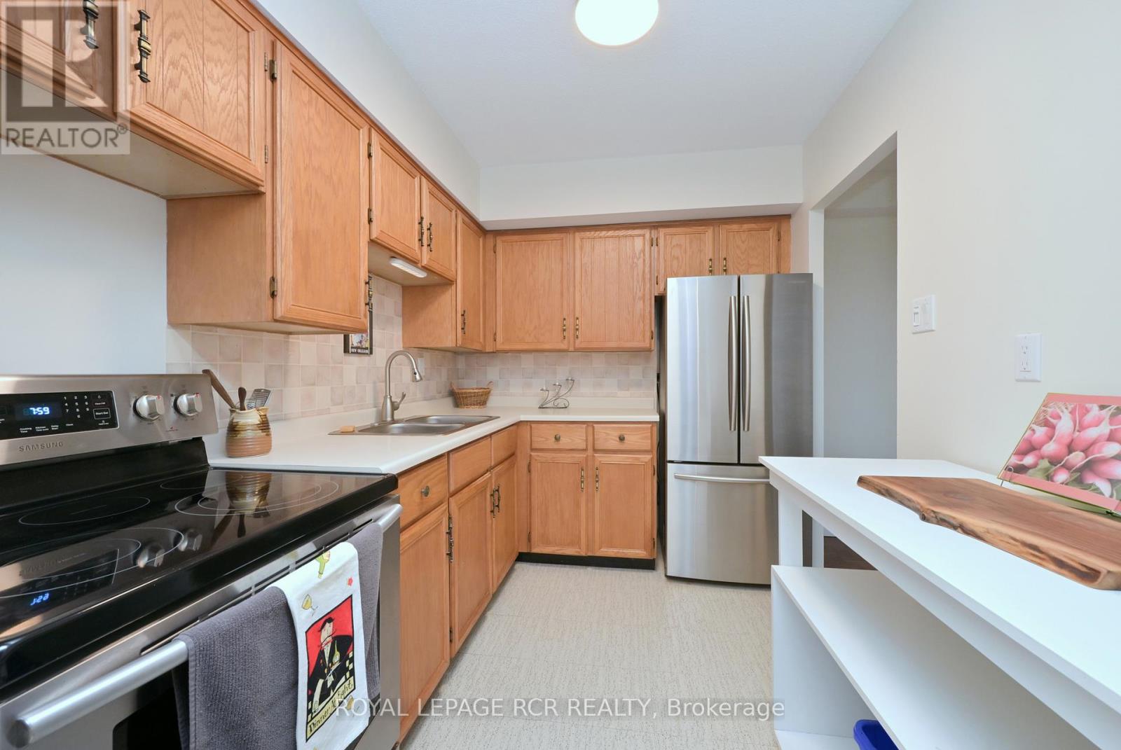 #812 8 FEAD STREET - 8