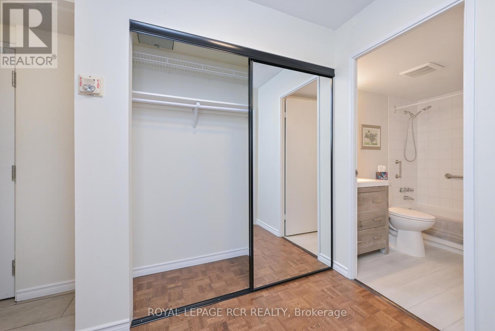 #812 8 FEAD STREET - 25