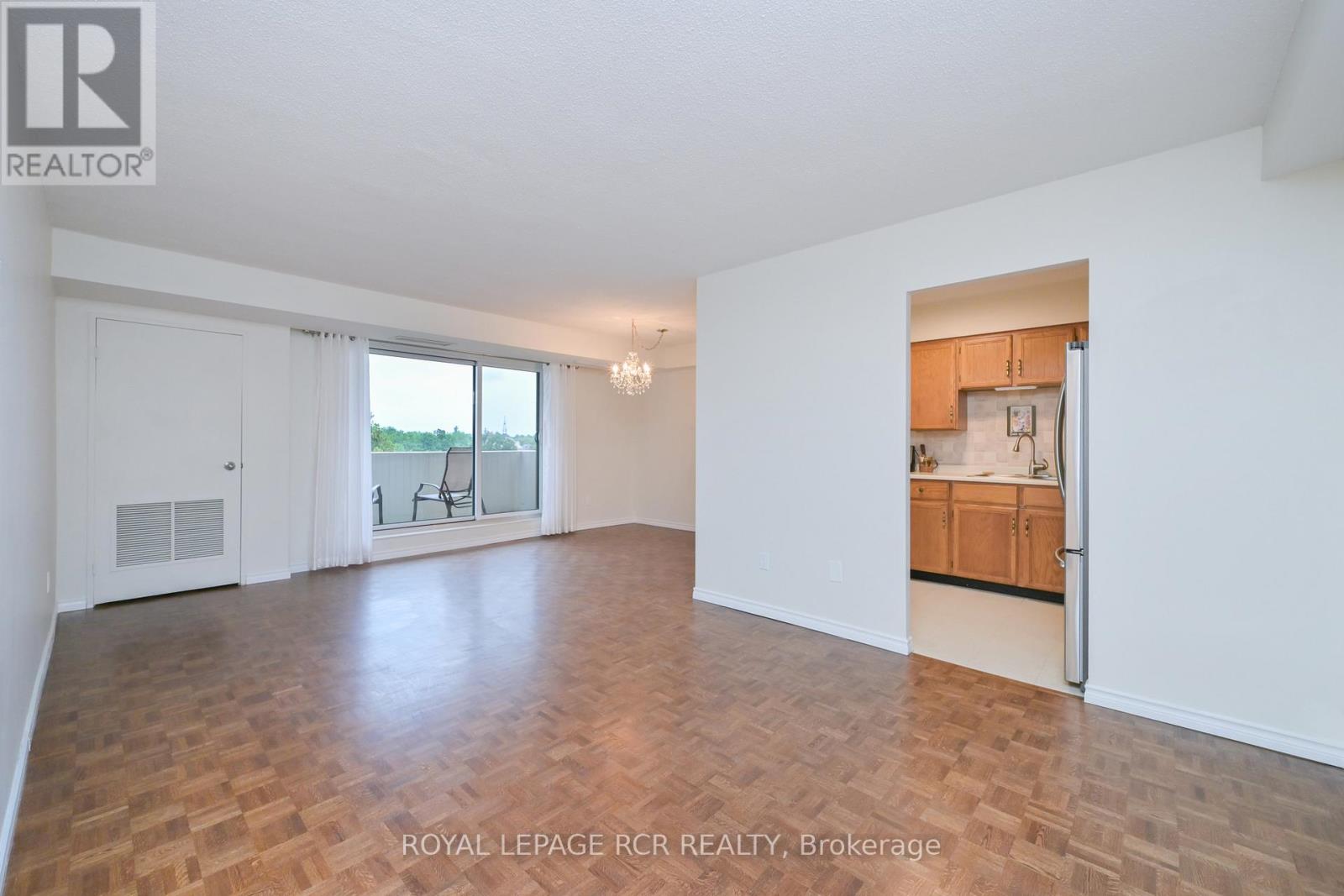 #812 8 FEAD STREET - 17