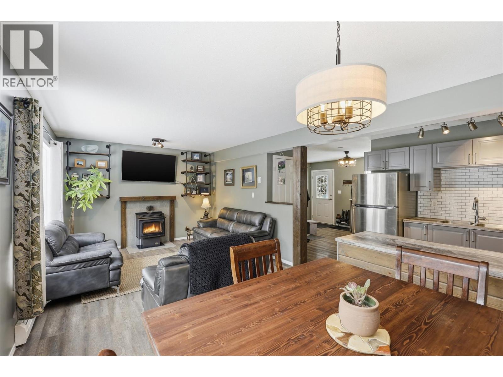 1394 Burfield Drive - 7