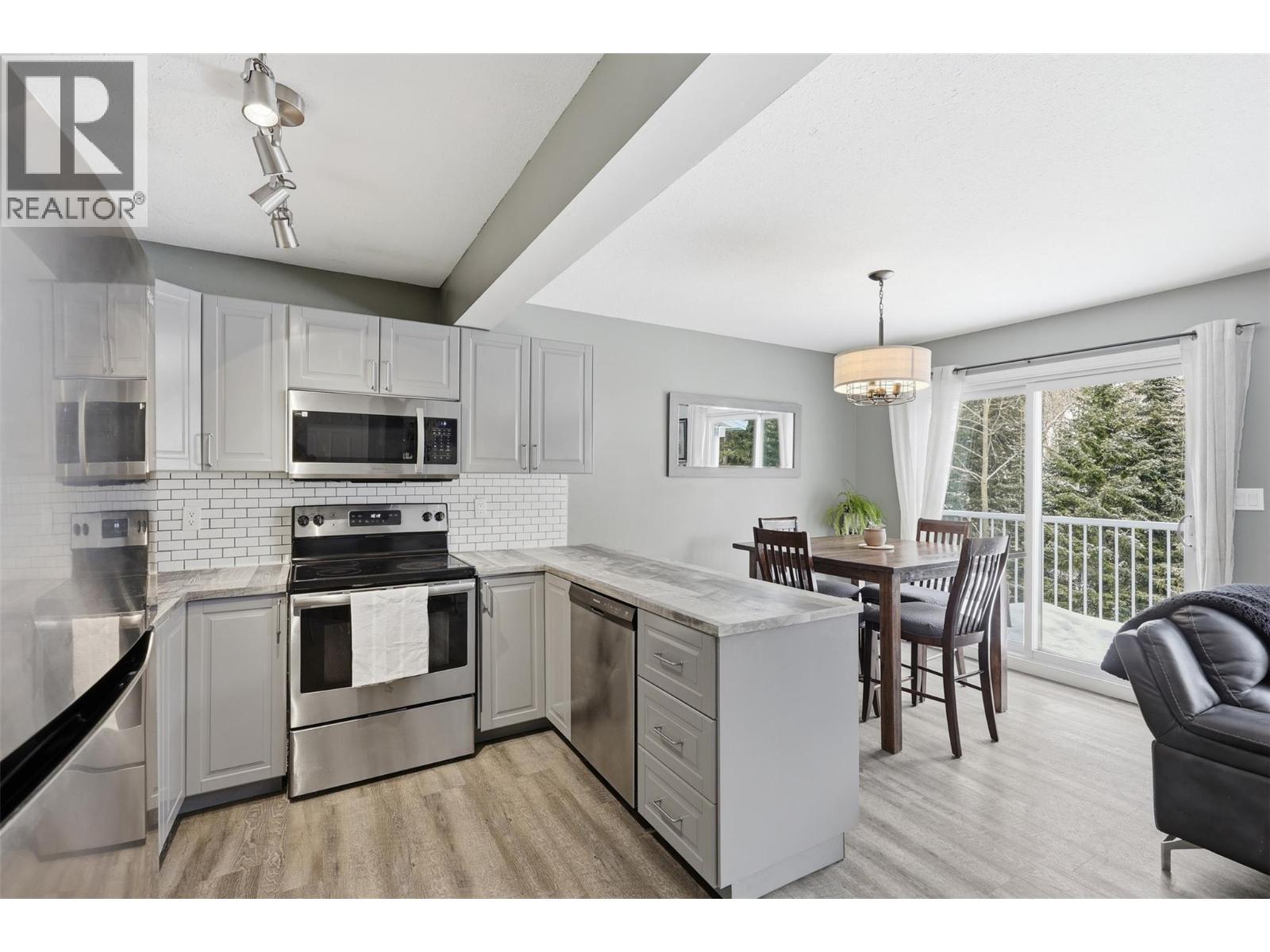 1394 Burfield Drive - 4