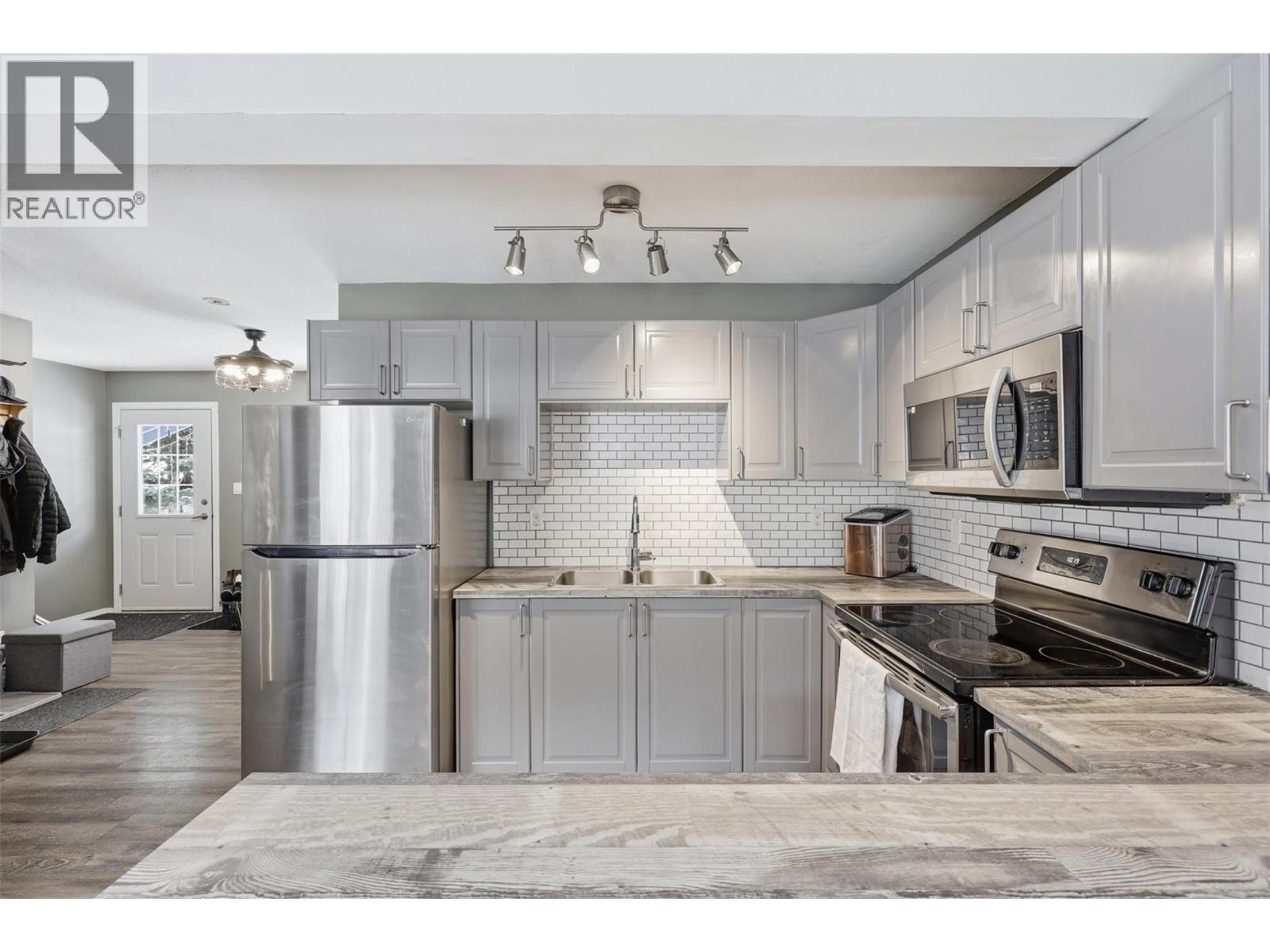 1394 Burfield Drive - 5