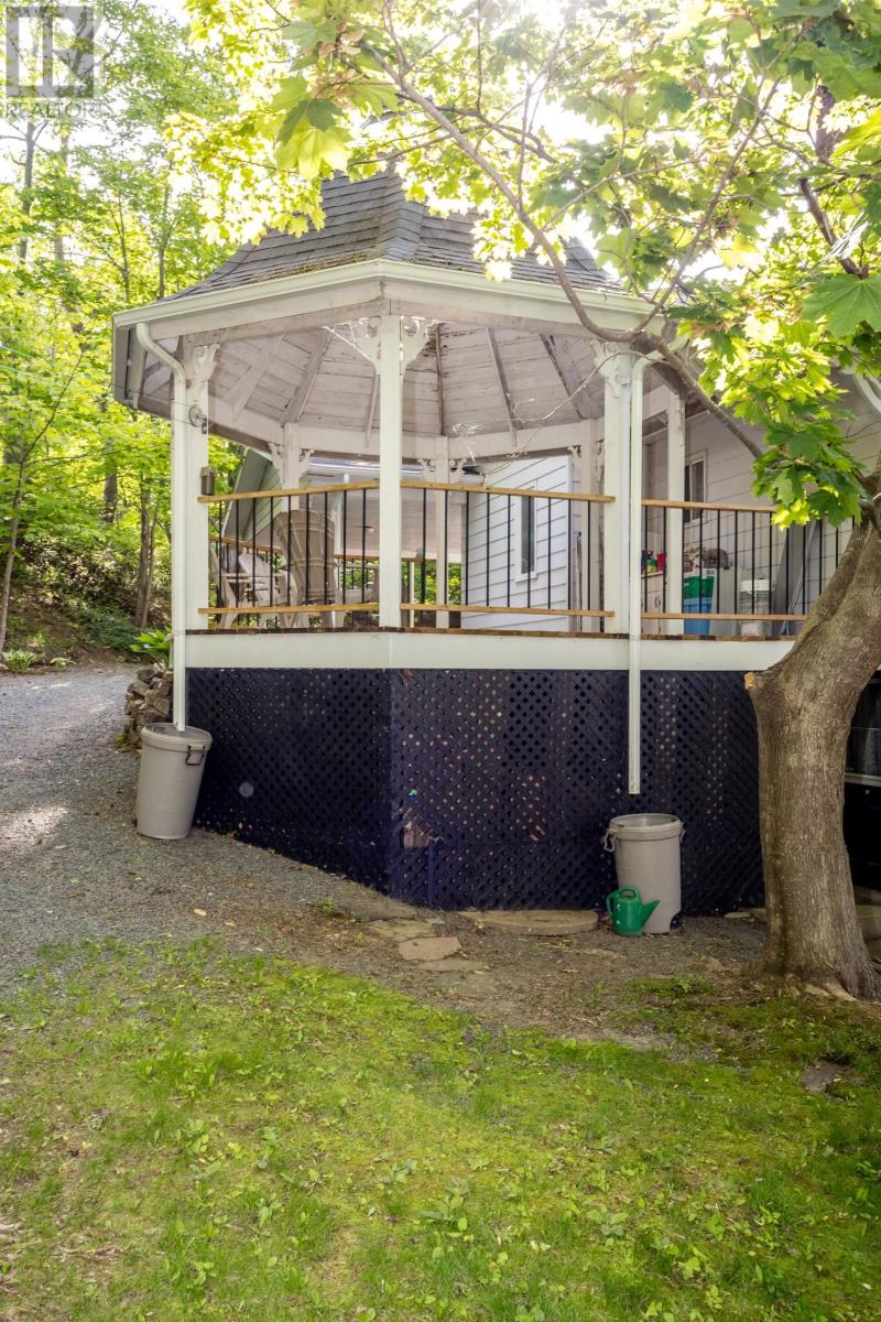 7 Bonavista Avenue - 36