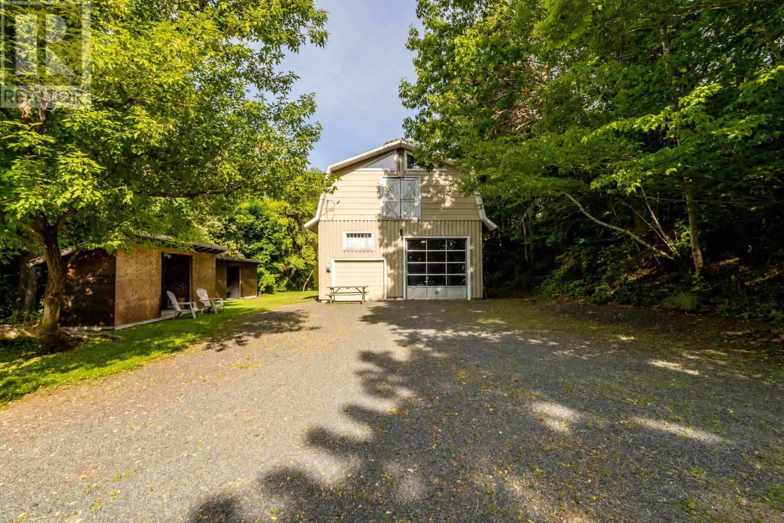 7 Bonavista Avenue - 39