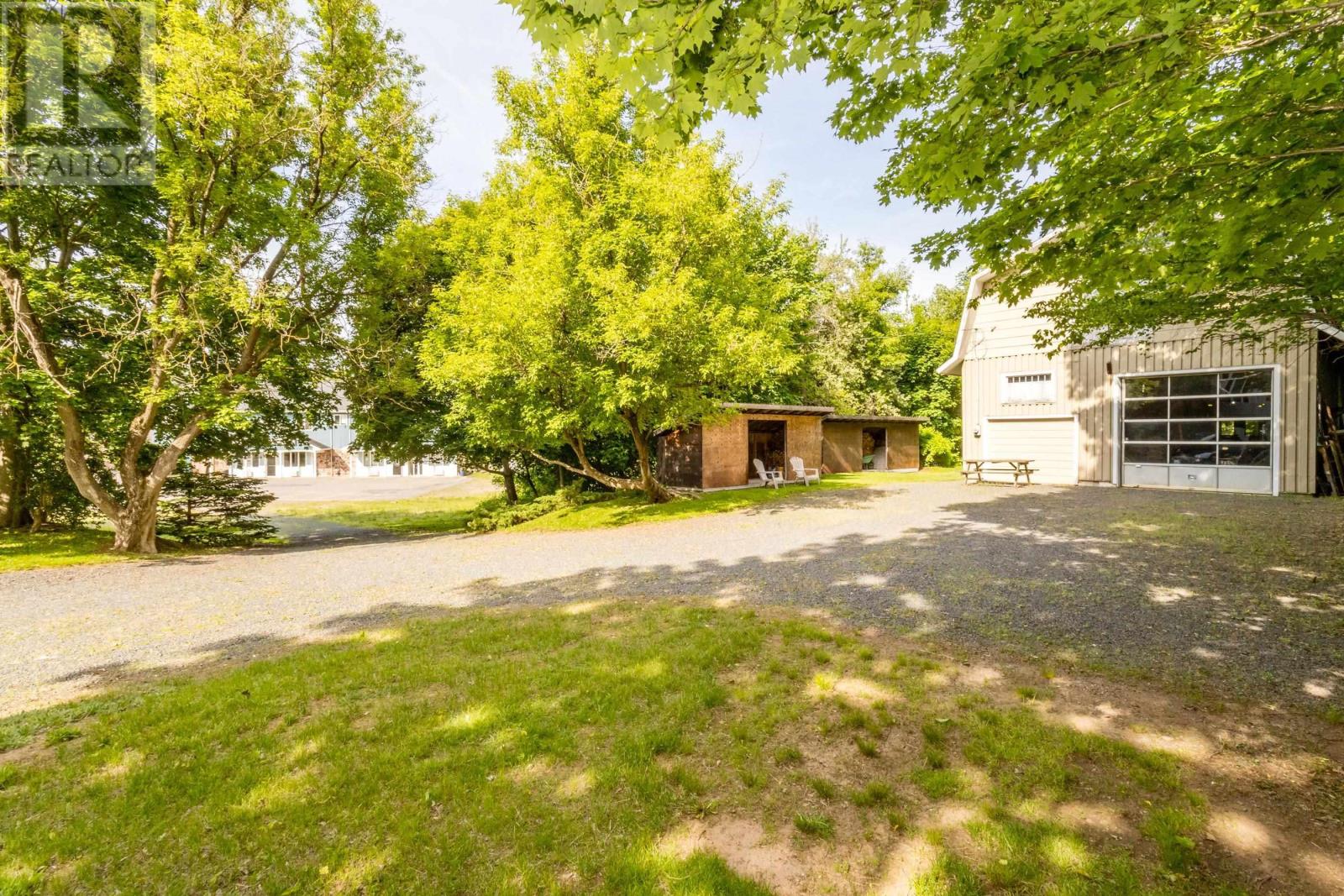 7 Bonavista Avenue - 42