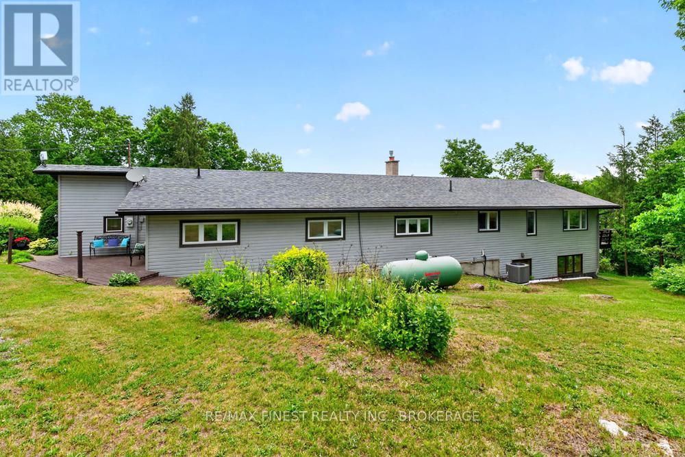 1034 SALLY LANE - Image 41