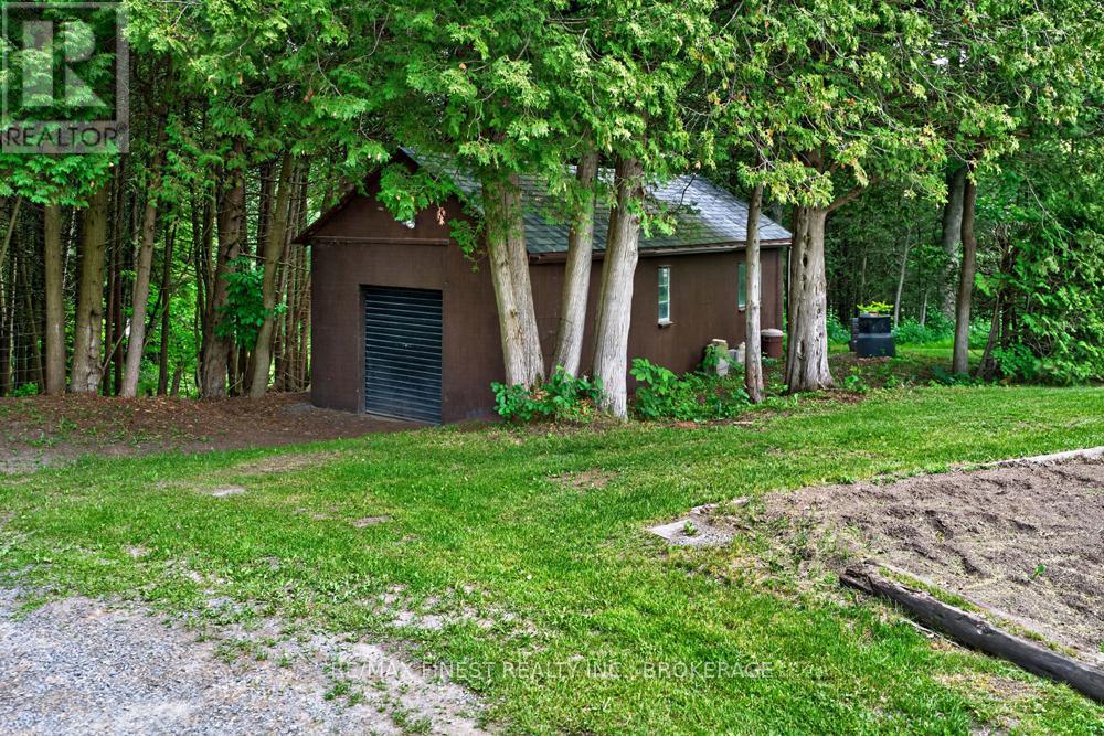 1034 SALLY LANE - Image 42