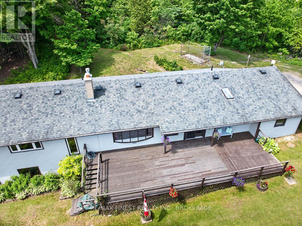1034 SALLY LANE - Image 46