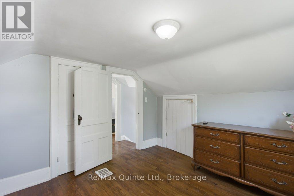 42 PONTON STREET - 12