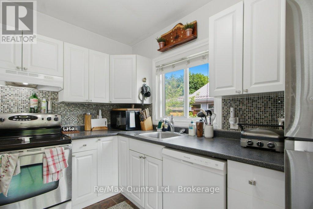 42 PONTON STREET - 7