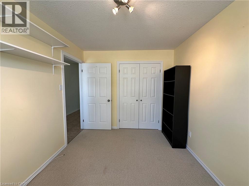 #38 510 QUEENSWAY Street W - 13