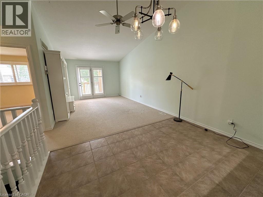 #38 510 QUEENSWAY Street W - 24