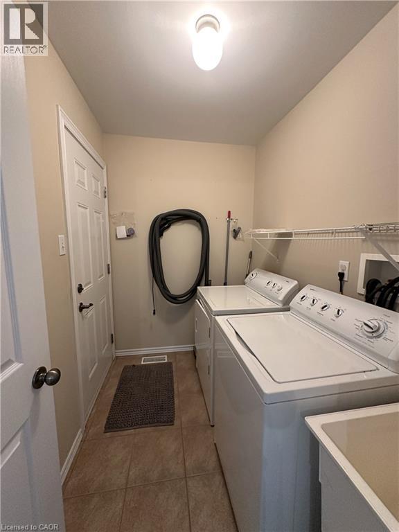 #38 510 QUEENSWAY Street W - 42