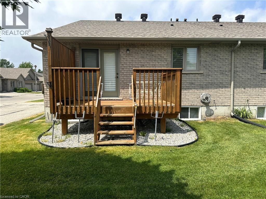 #38 510 QUEENSWAY Street W - 47
