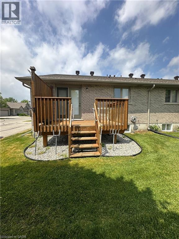 #38 510 QUEENSWAY Street W - 49