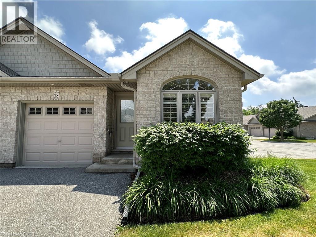 #38 510 QUEENSWAY Street W - 7