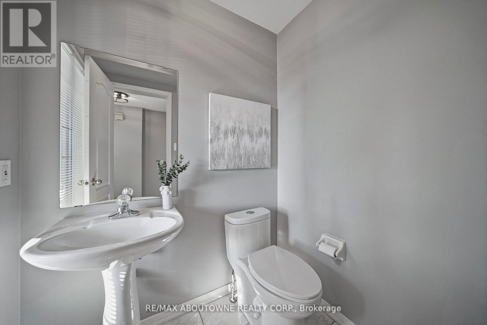 23 ARABIA GATE - 8