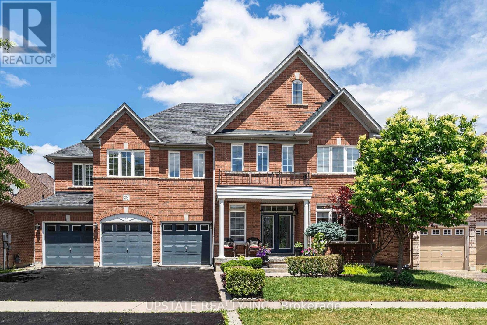 29 BLAKETON COURT - 1