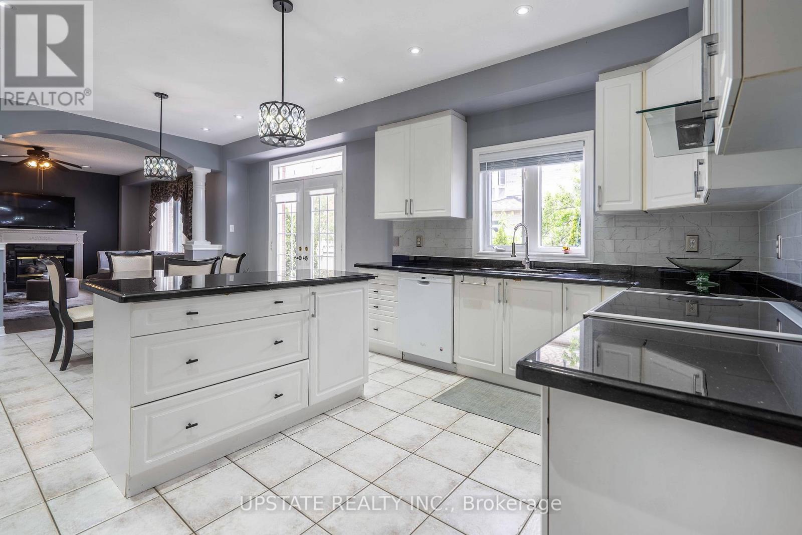 29 BLAKETON COURT - 12