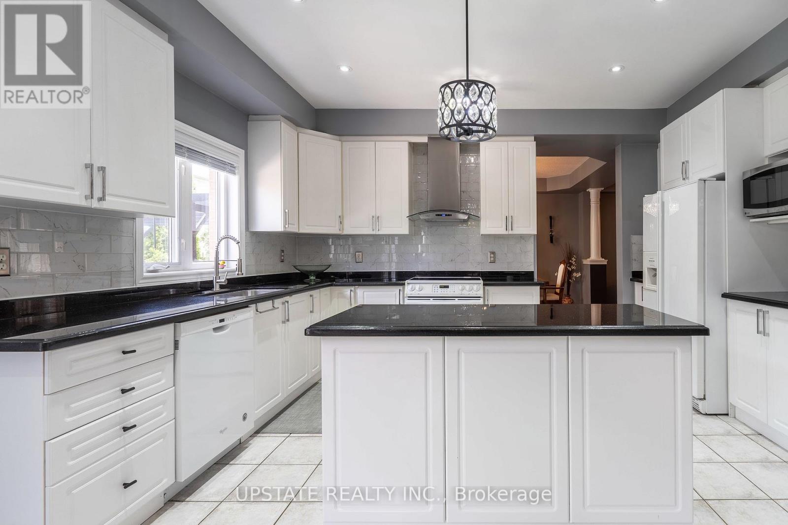 29 BLAKETON COURT - 13