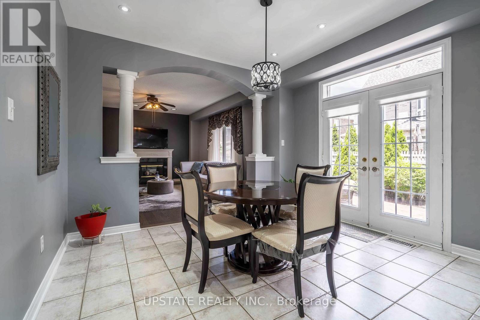29 BLAKETON COURT - 14