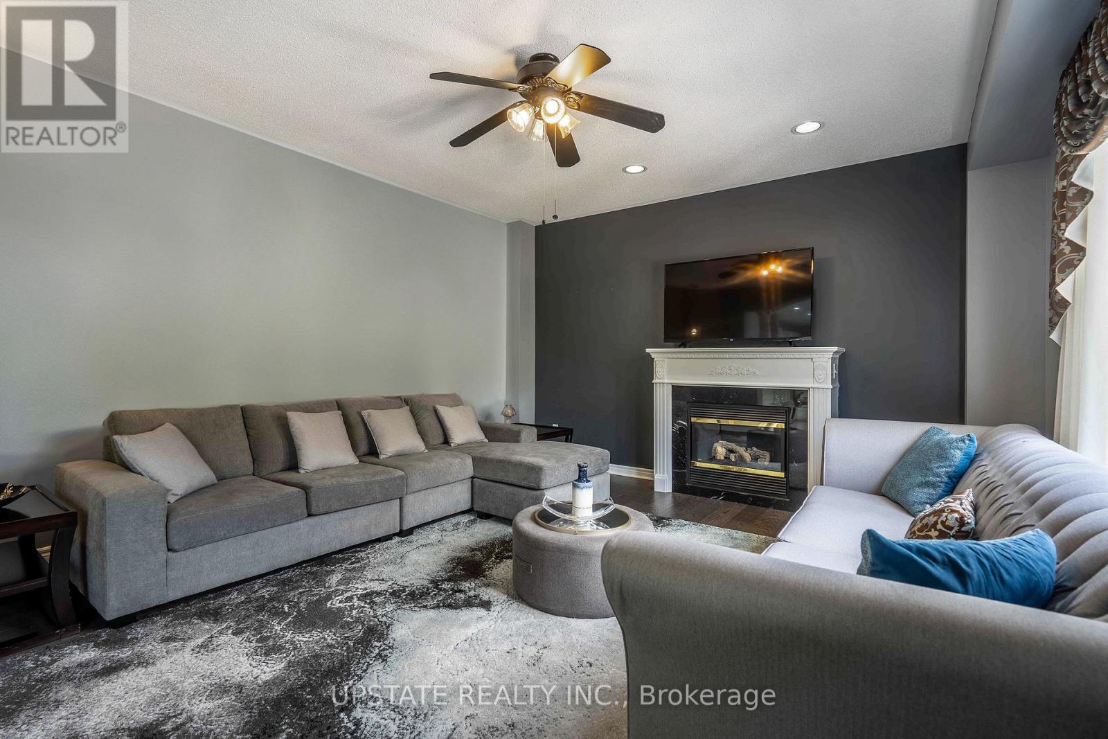 29 BLAKETON COURT - 17