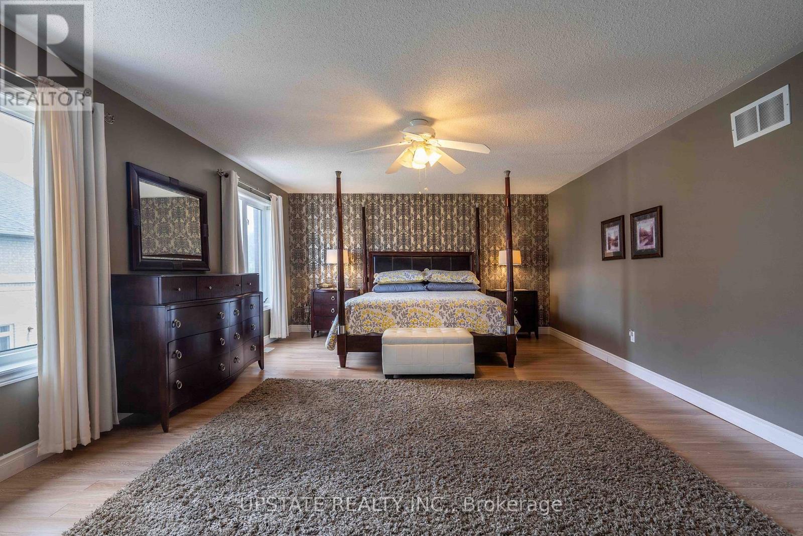29 BLAKETON COURT - 25