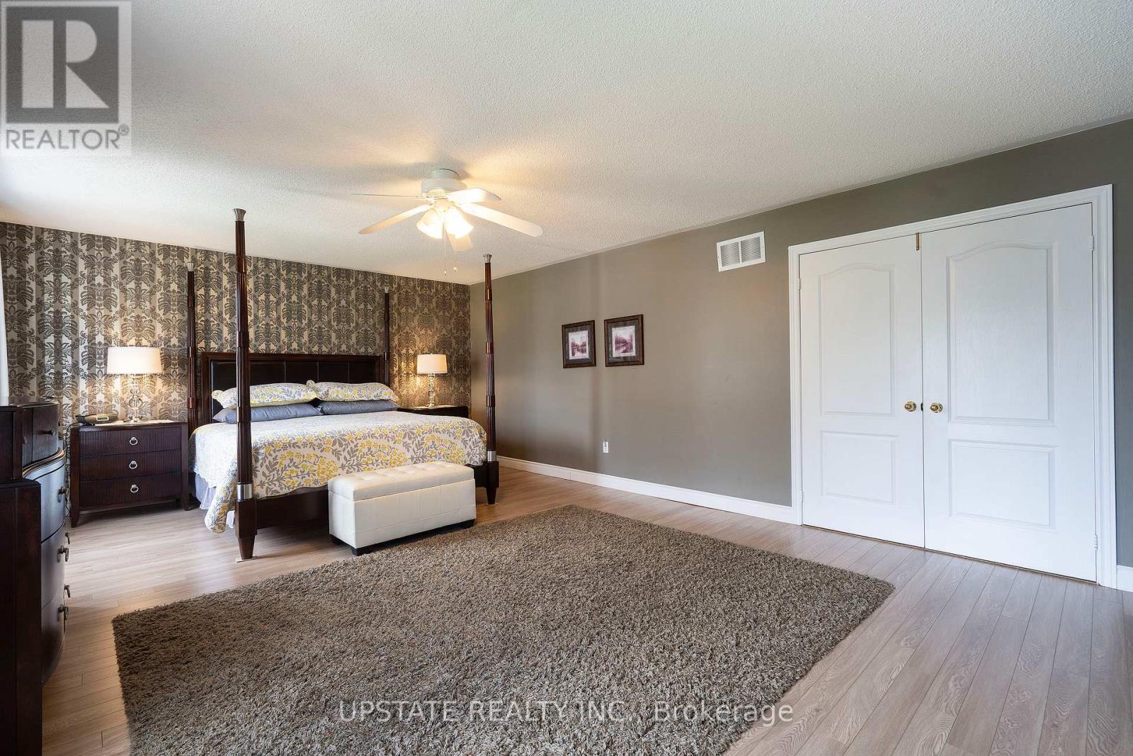 29 BLAKETON COURT - 26